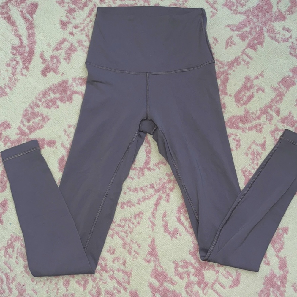 Wunder under taupe color. Great condition!